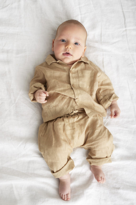 James Baby Linen Set