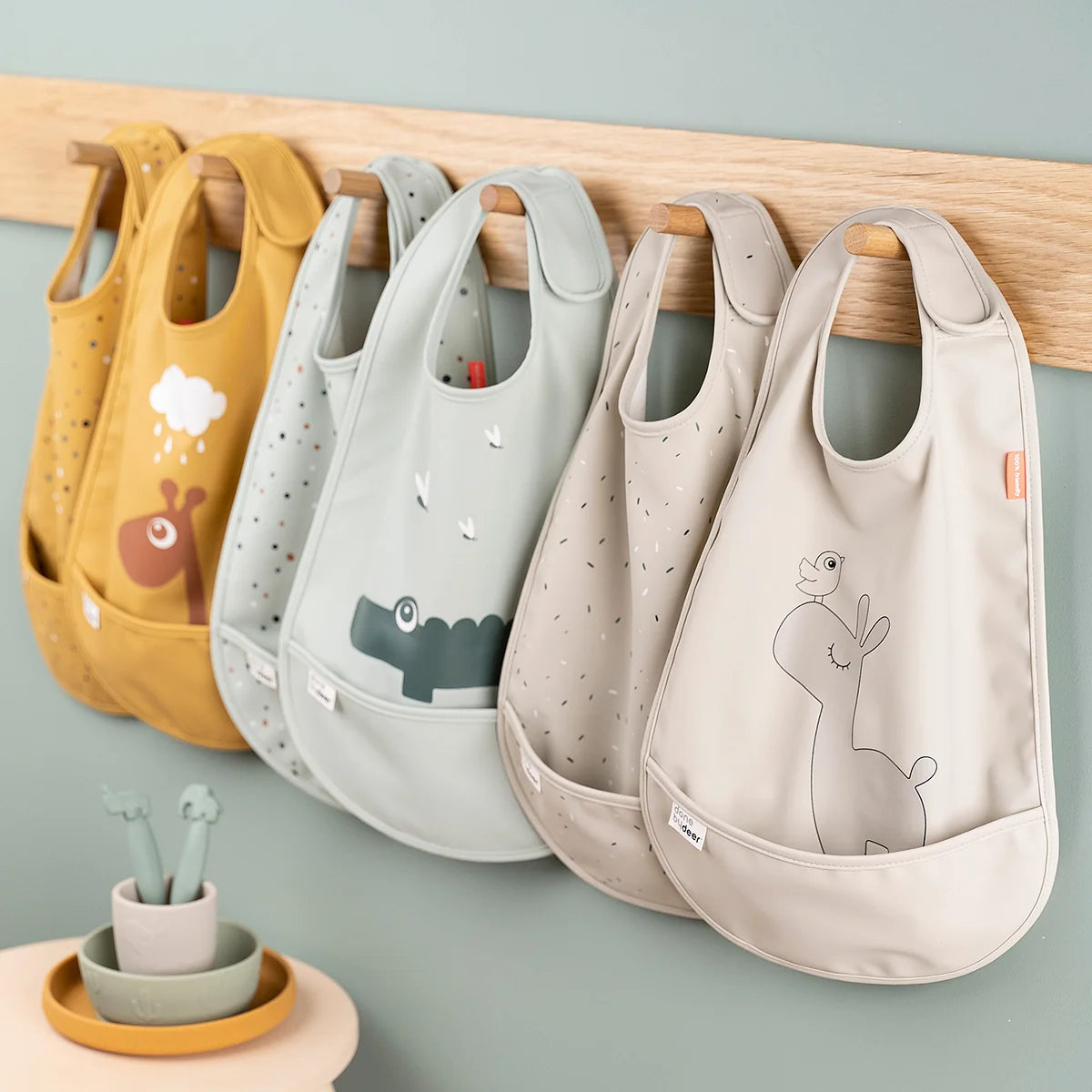 Bib With Velcro 2 Pack Lalee Sand
